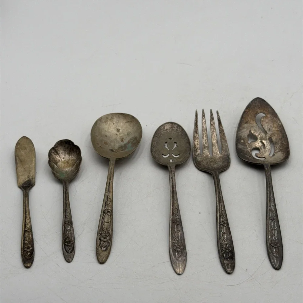 Vintage Lot Meriden Silver Plate Co. 6 piece Serving Set 1960's